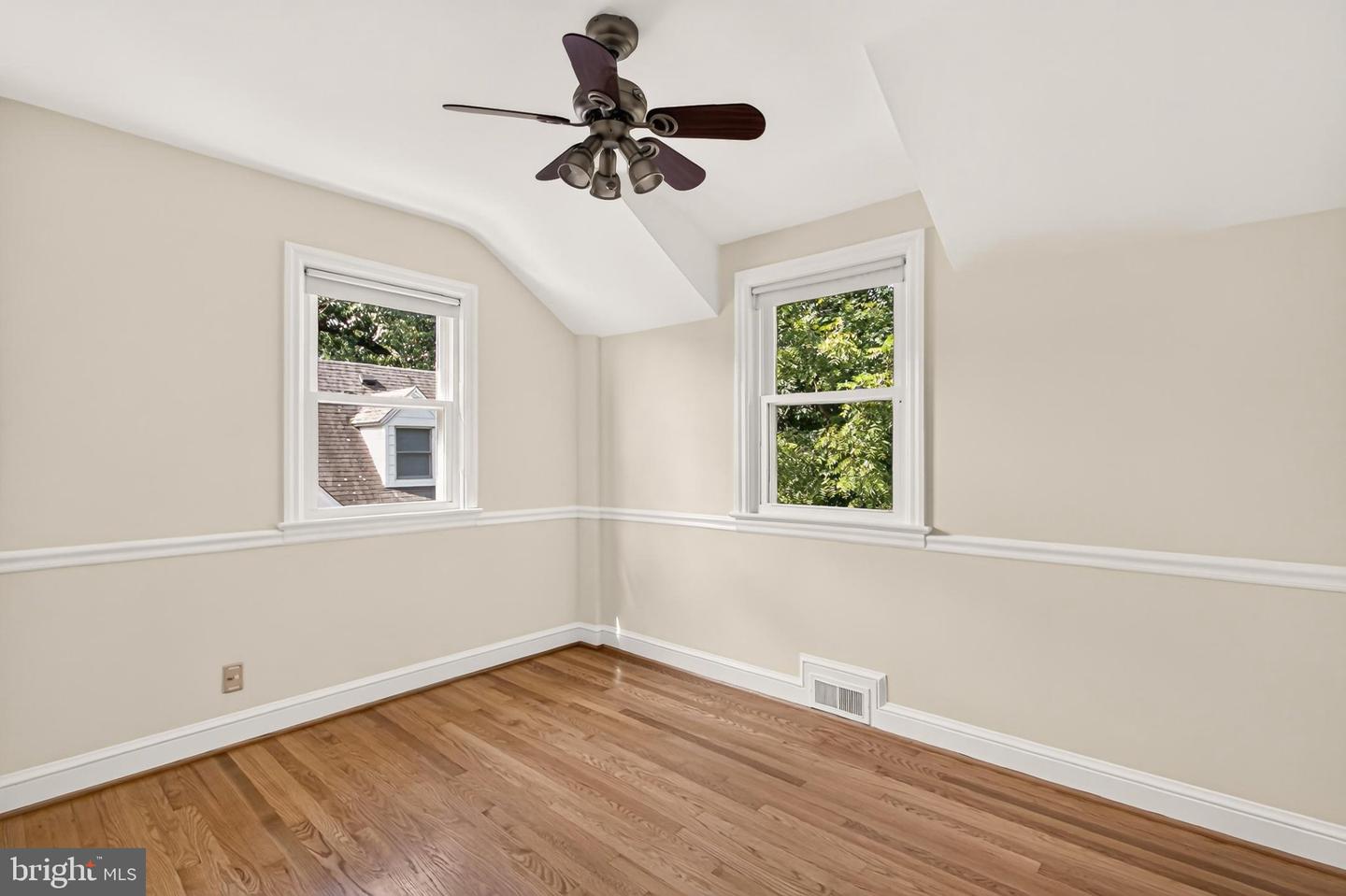 204 S Abingdon St Property Photo 29
