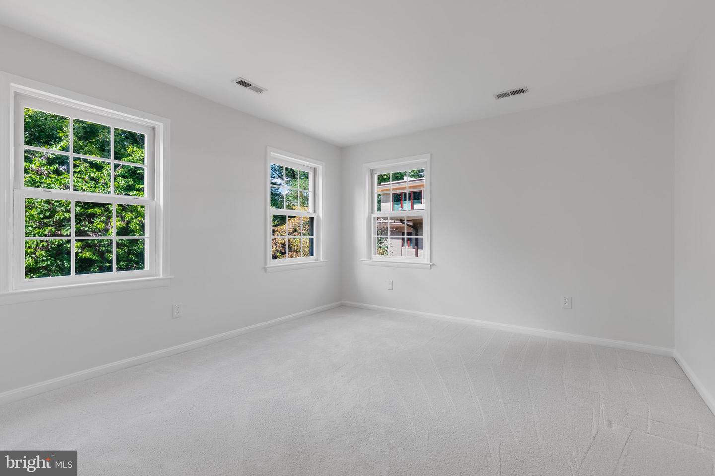 2524 N Ridgeview Rd N Property Photo 30