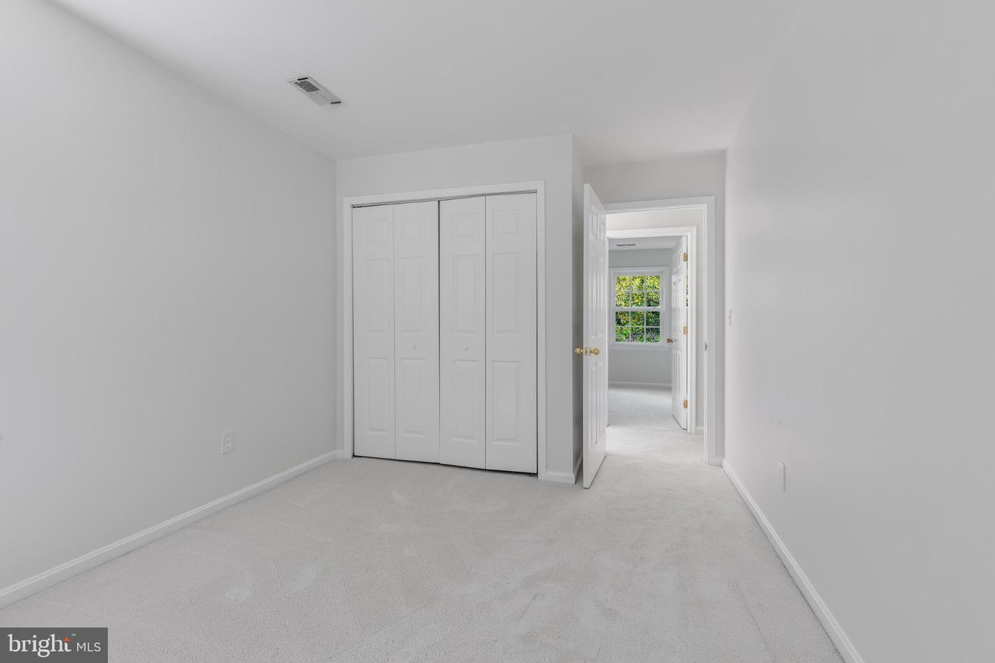 2524 N Ridgeview Rd N Property Photo 35