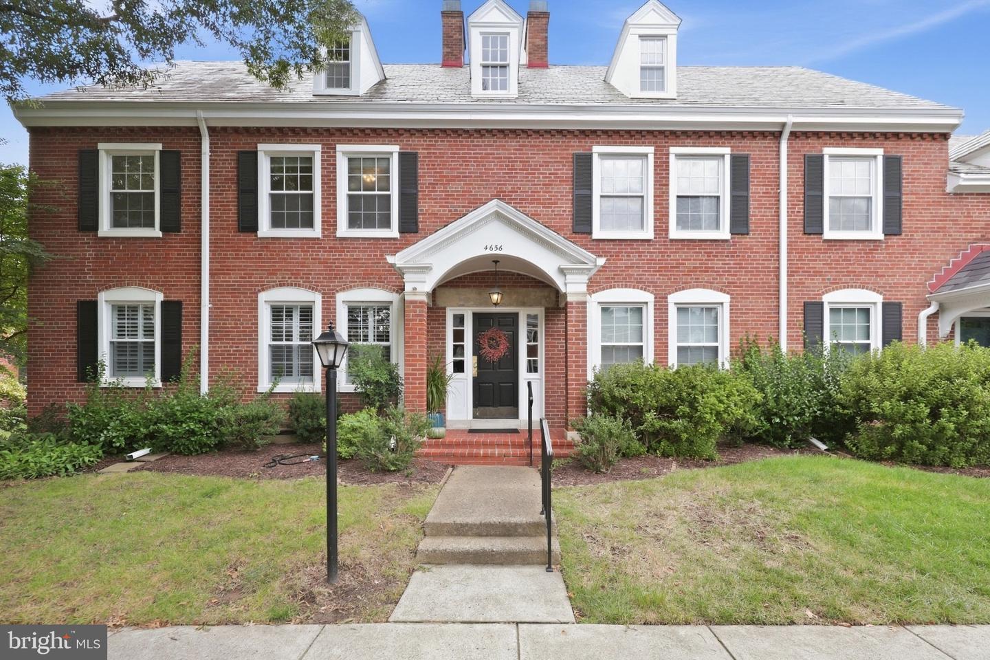 4656 34th St S #b1 Property Photo 1