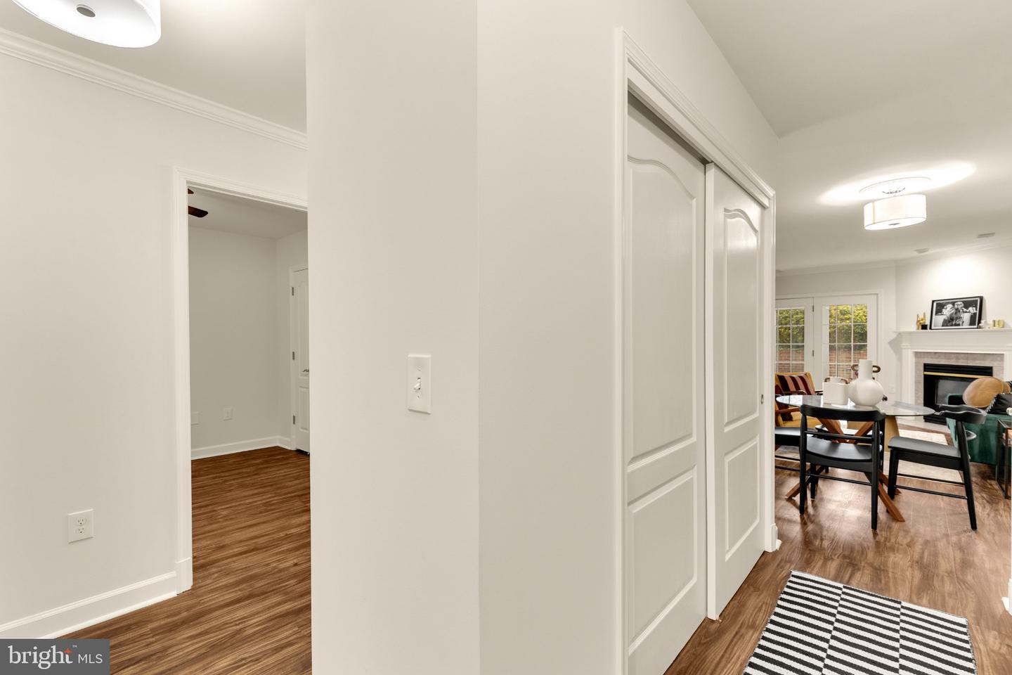 6916 Fairfax Dr #116 Property Photo 21