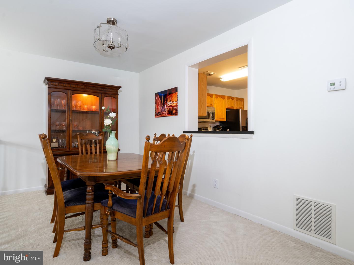 2112 S Quincy St #3e1 Property Photo 12