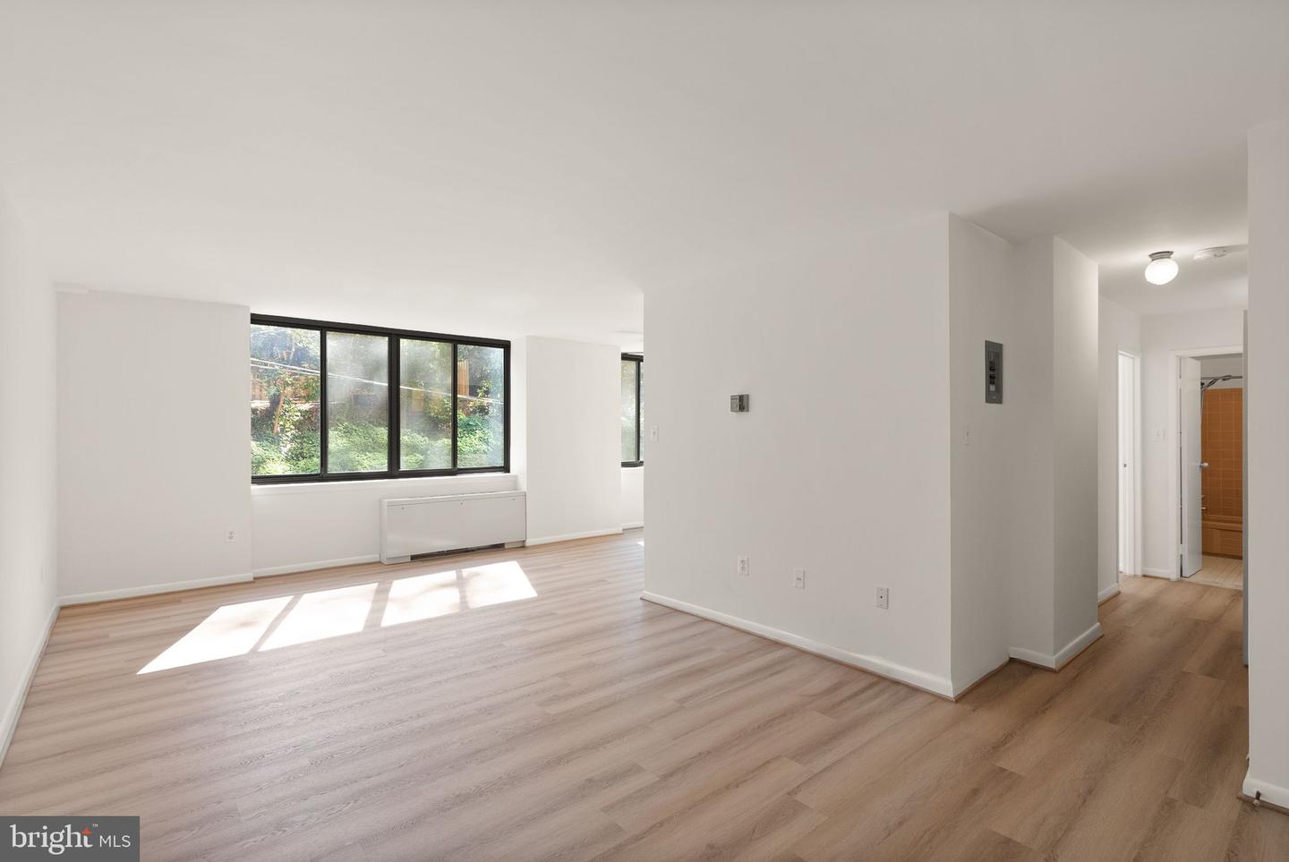 4390 Lorcom Ln #206 Property Photo 12