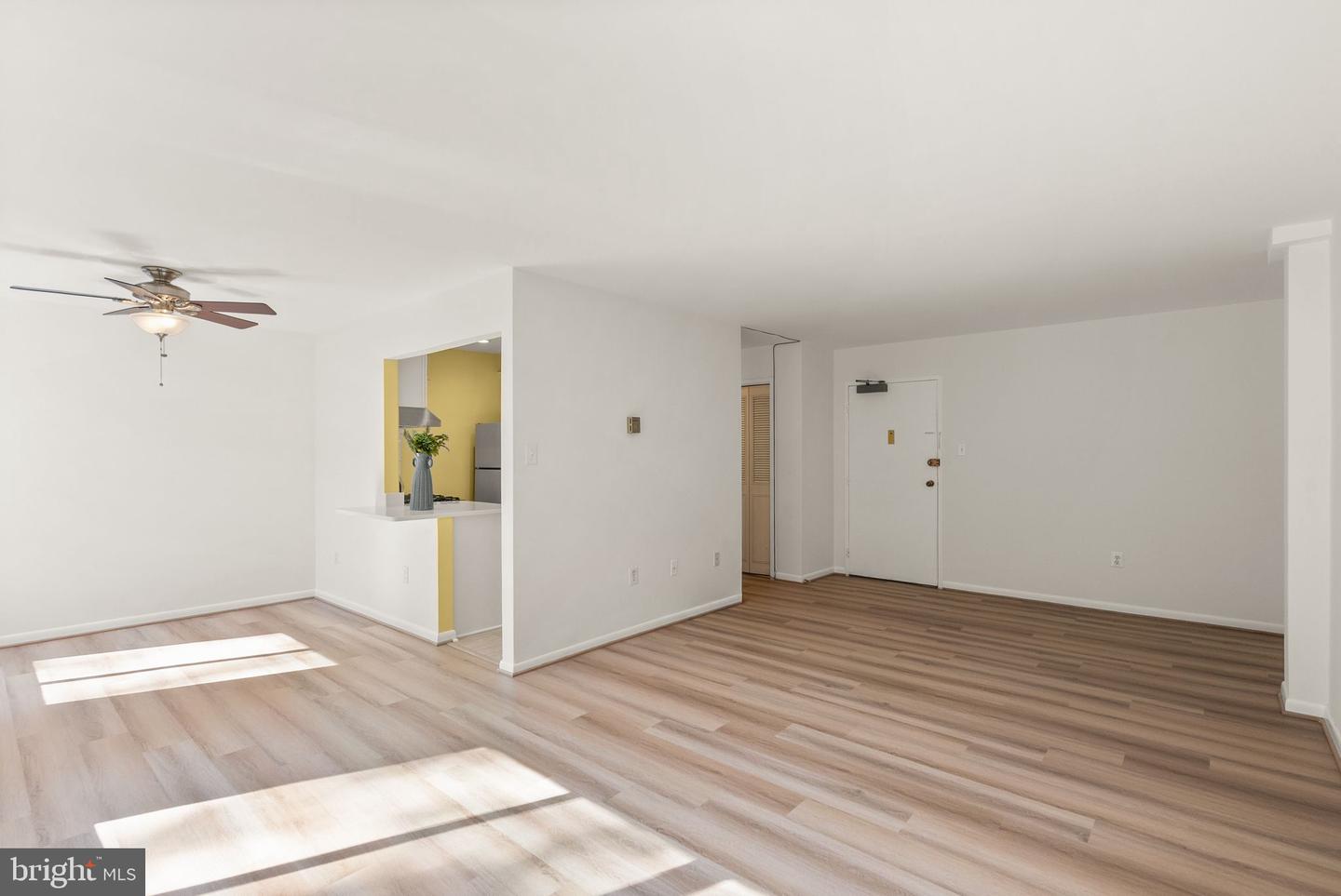 4390 Lorcom Ln #206 Property Photo 15