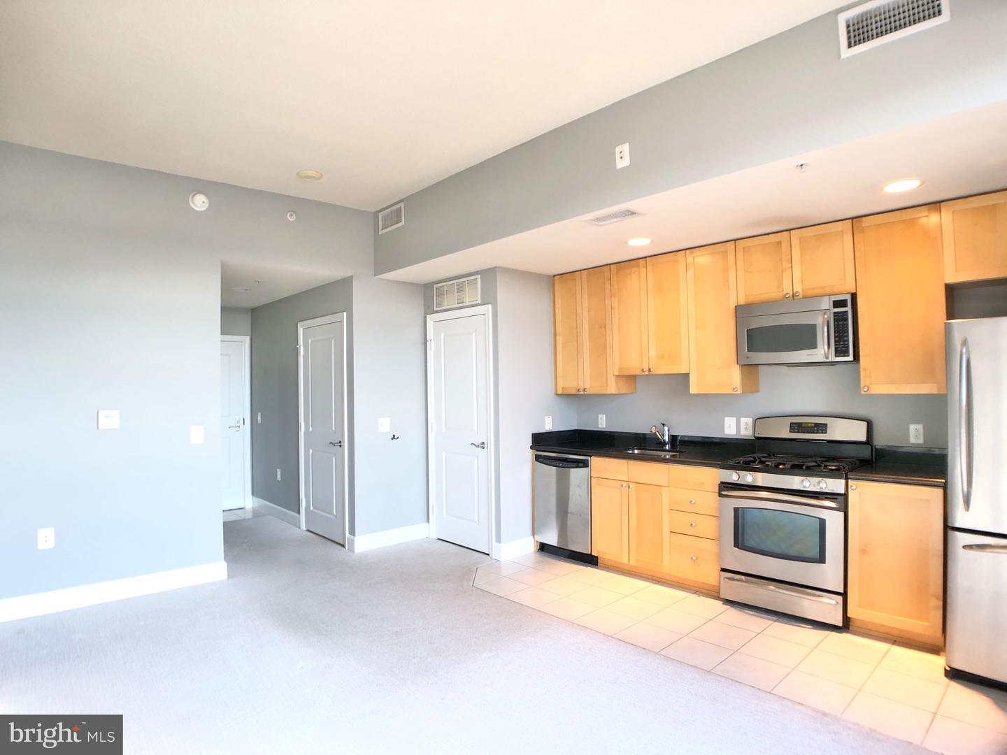 3600 S Glebe Rd #607w Property Photo 5