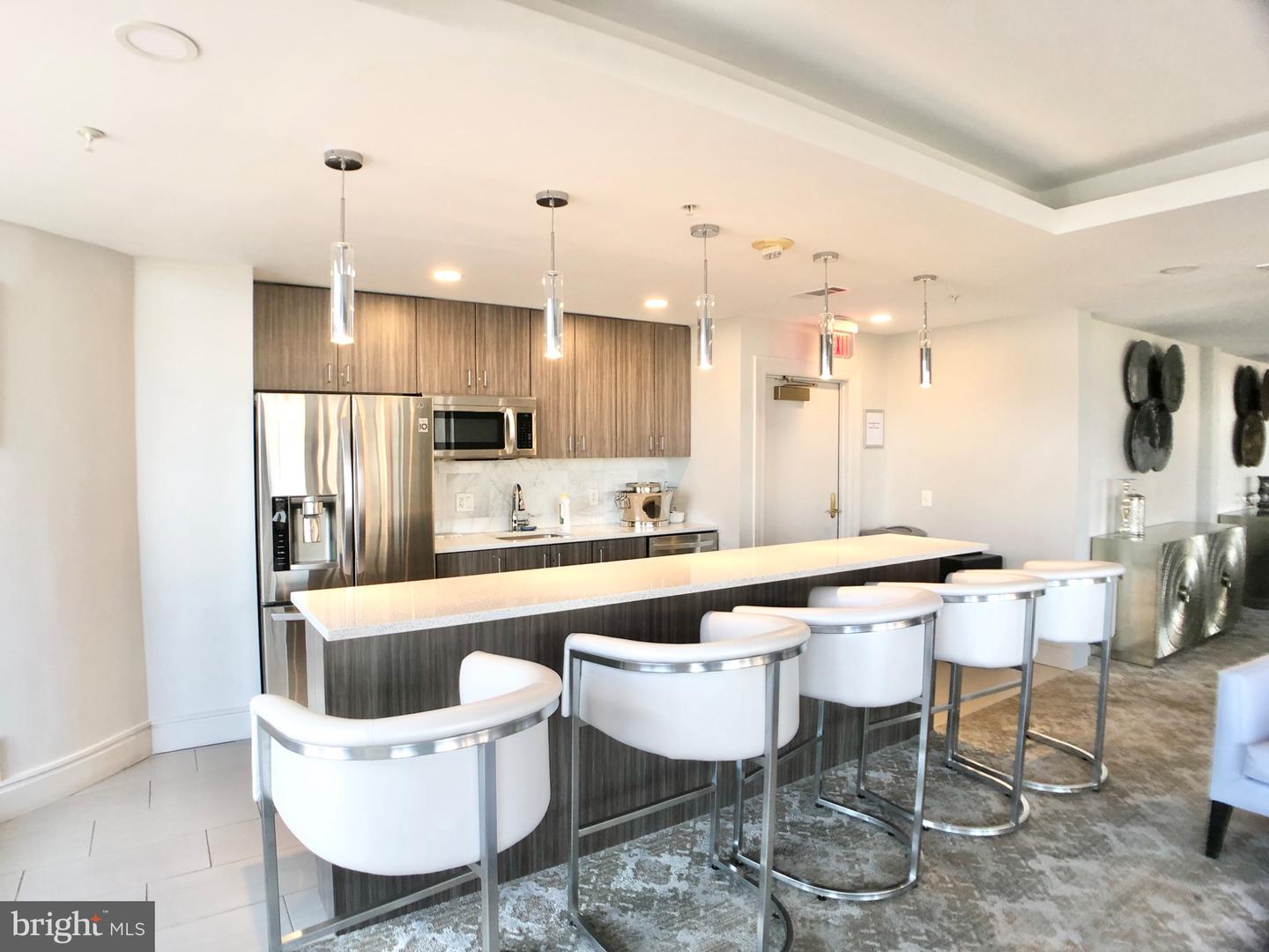 3600 S Glebe Rd #607w Property Photo 20