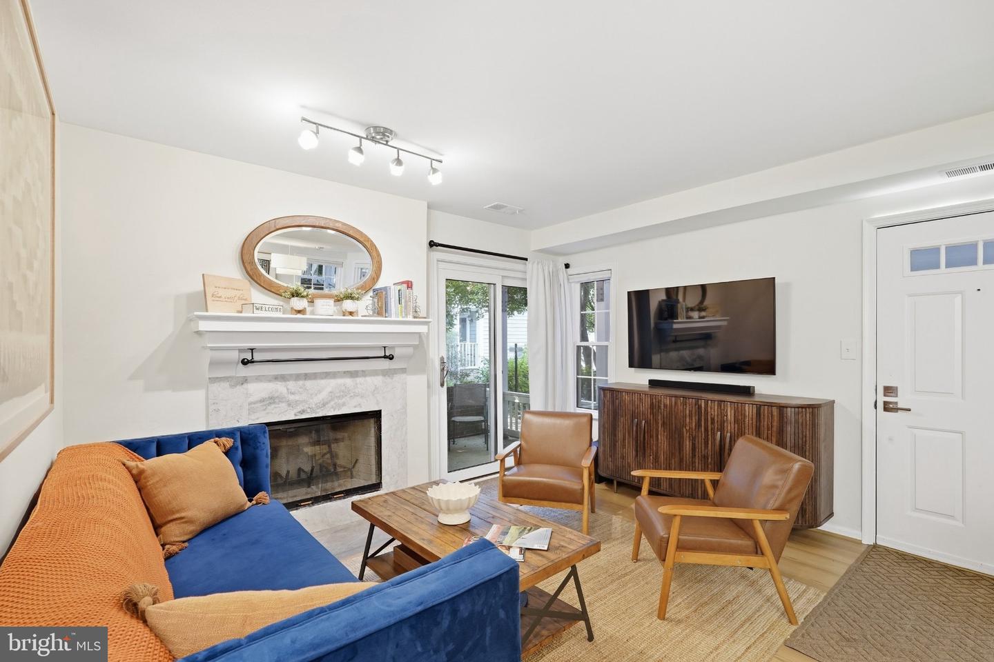 2813 S WOODROW ST #B Property Photo 1