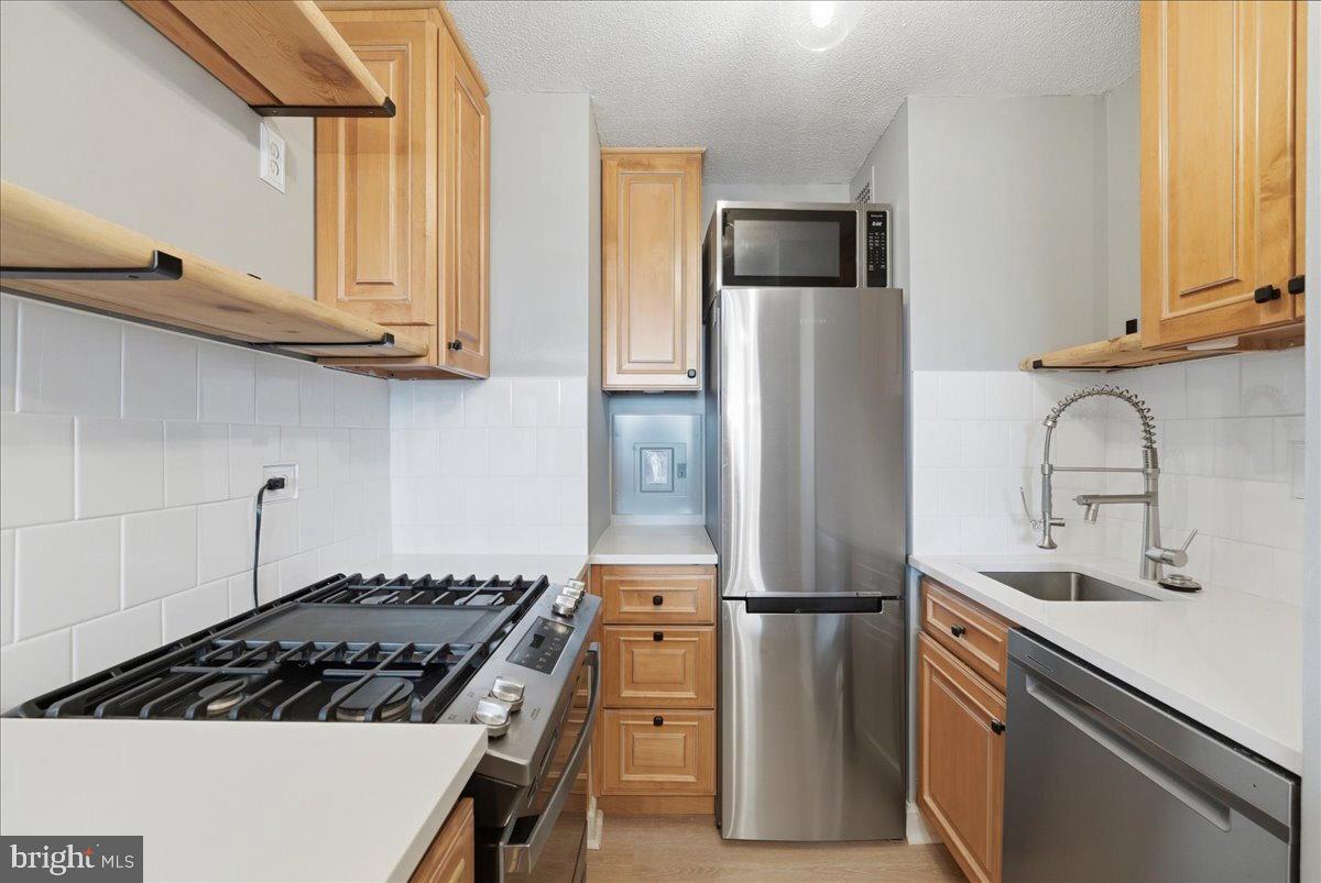 2030 N Adams St #1209 Property Photo 5