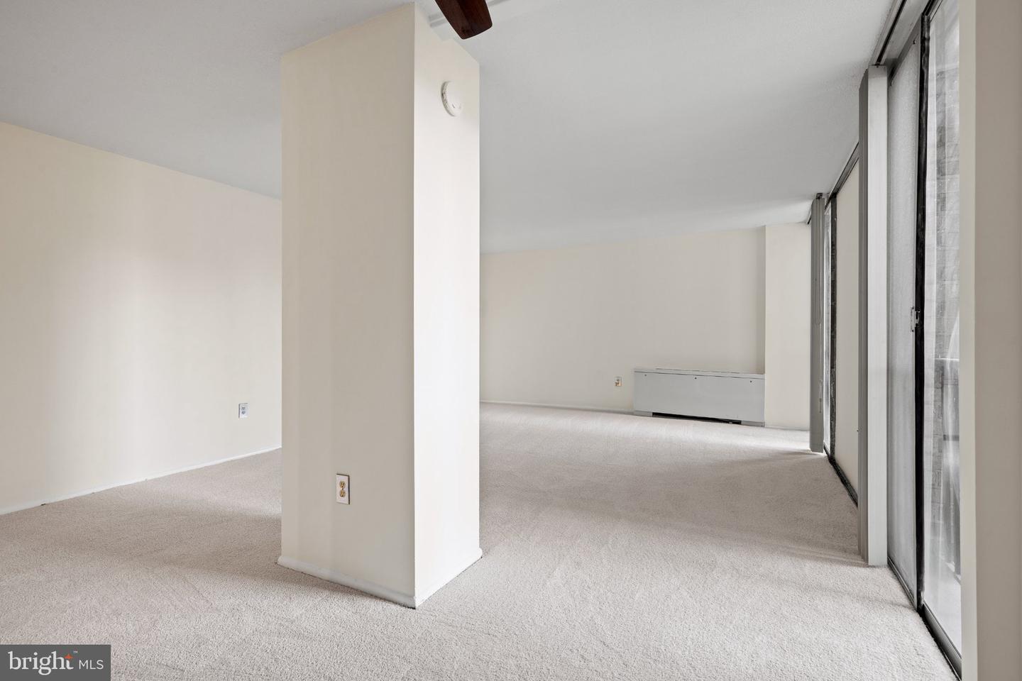 4600 S Four Mile Run Dr #423 Property Photo 4