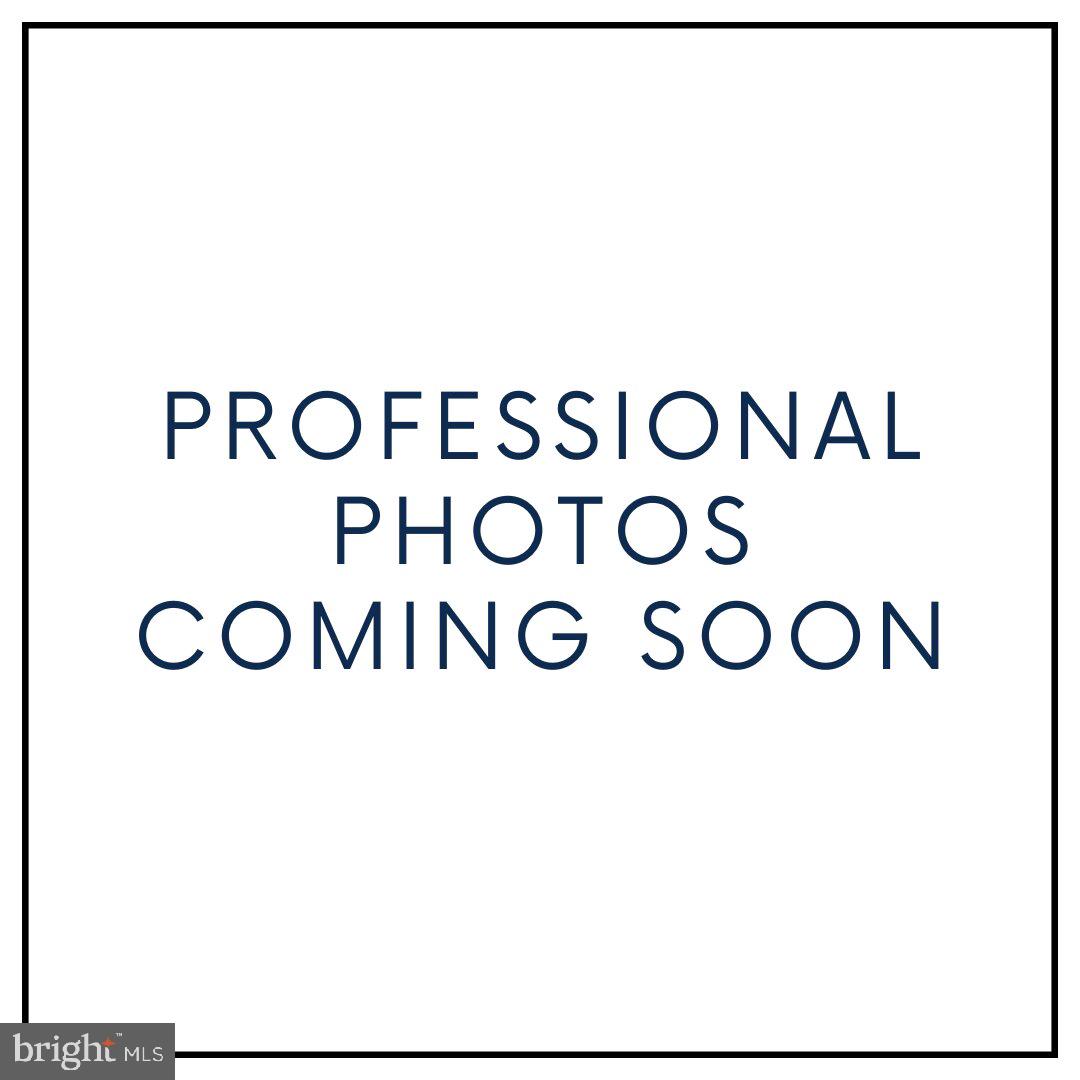 1400 S EDGEWOOD ST #521 Property Photo 1