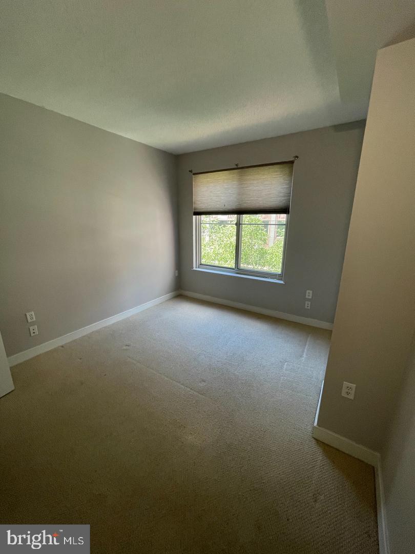 820 N Pollard St #515 Property Photo 9