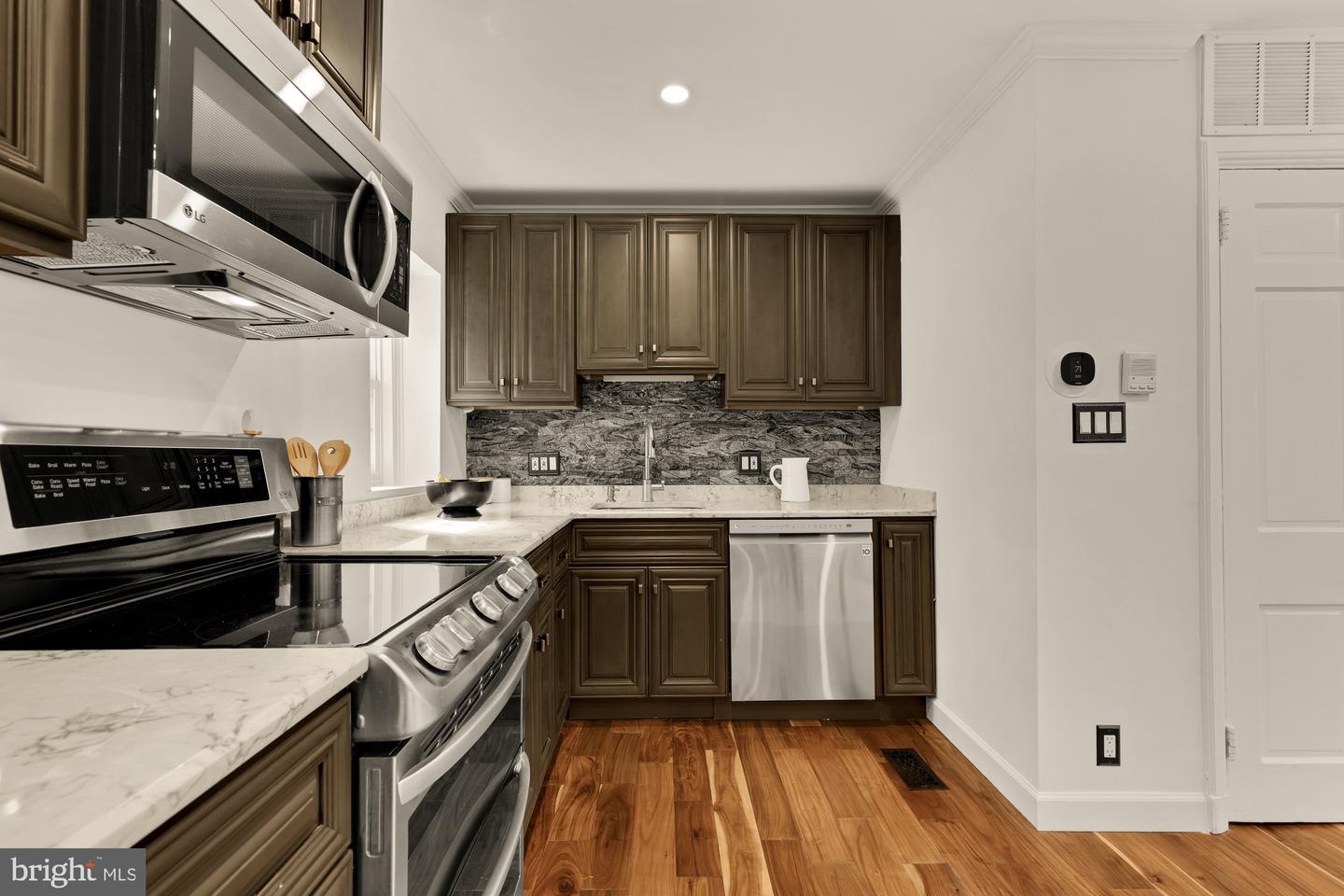2888 S Buchanan St #a1 Property Photo 6