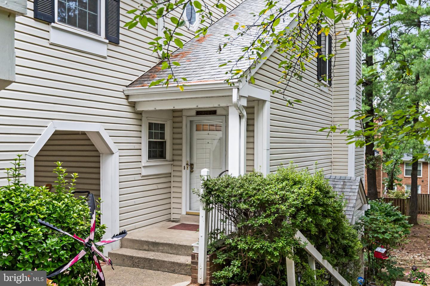 2923C S WOODLEY ST #1 Property Photo 1