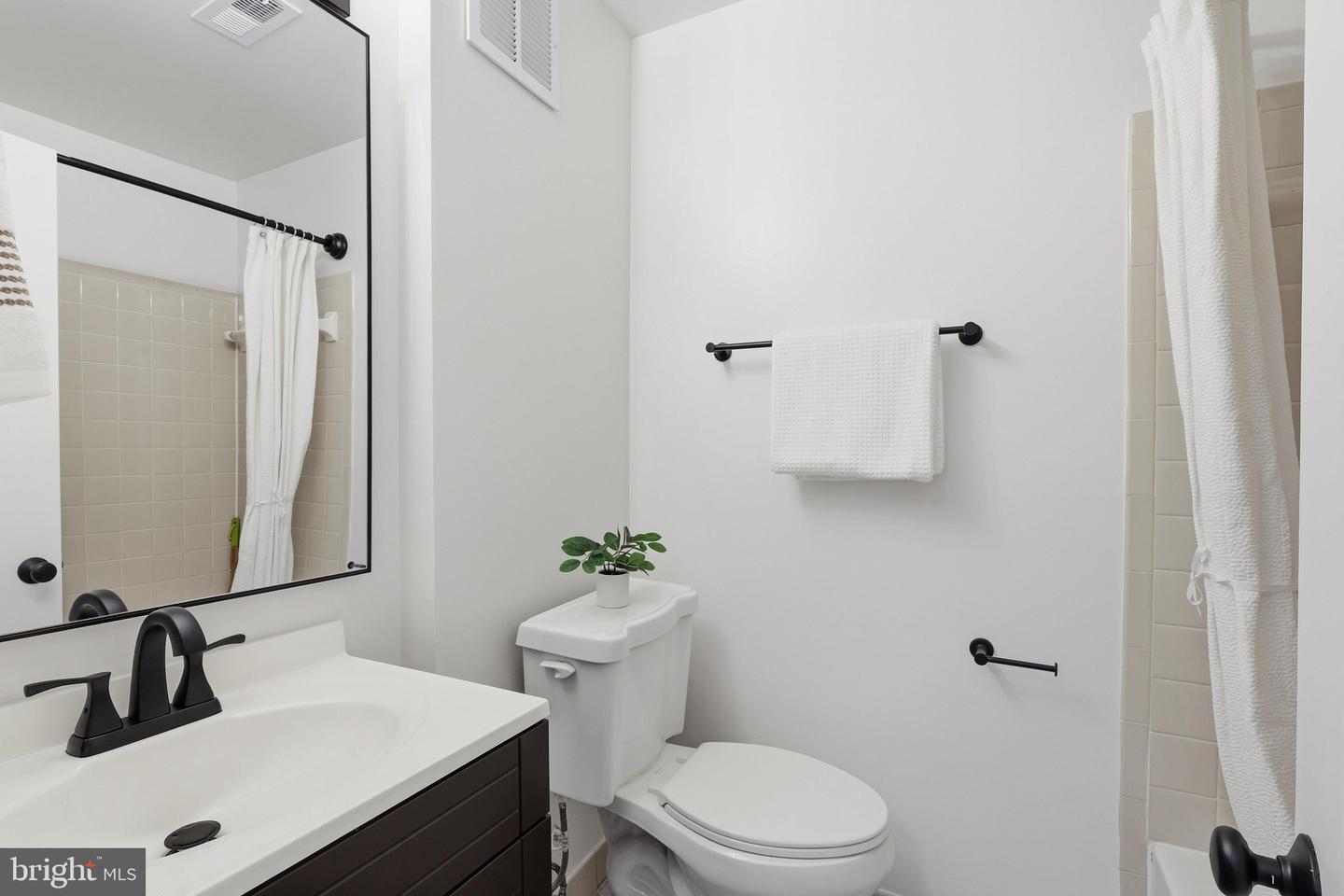 3468 S Stafford St #a2 Property Photo 28