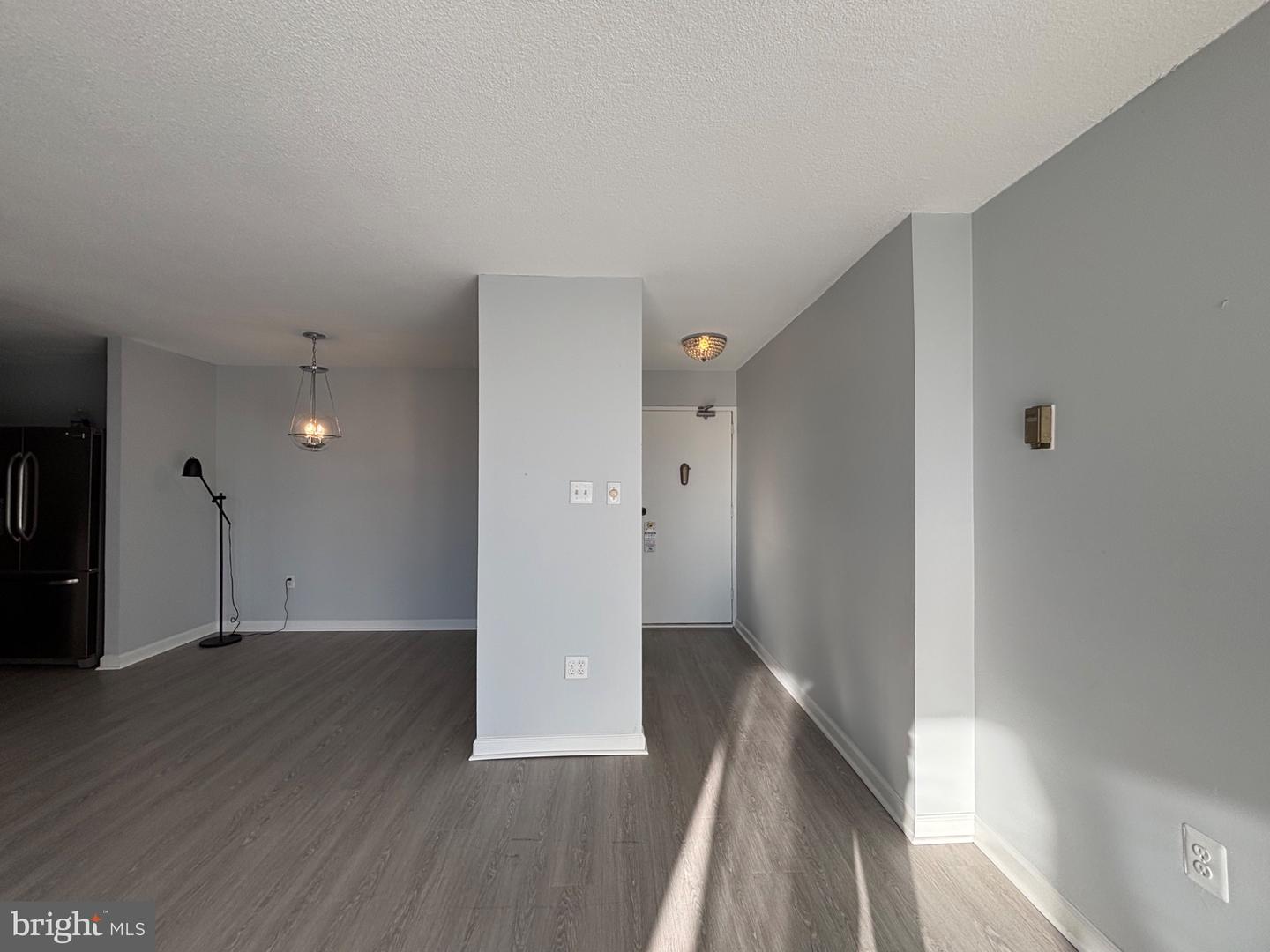 4600 S Four Mile Run Dr S #920 Property Photo 2