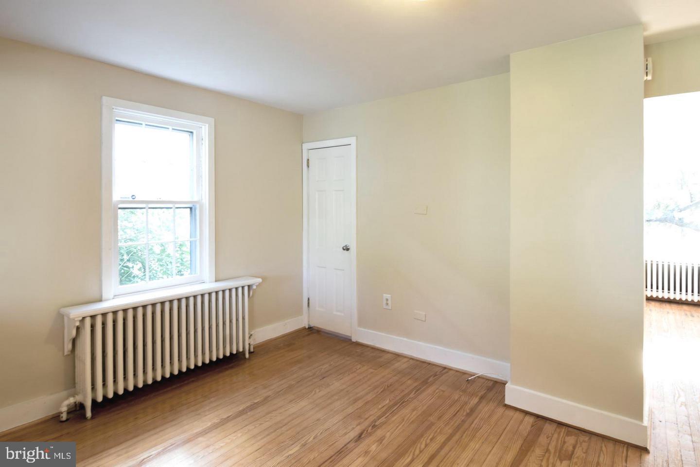 2112 N Edison St N Property Photo 3