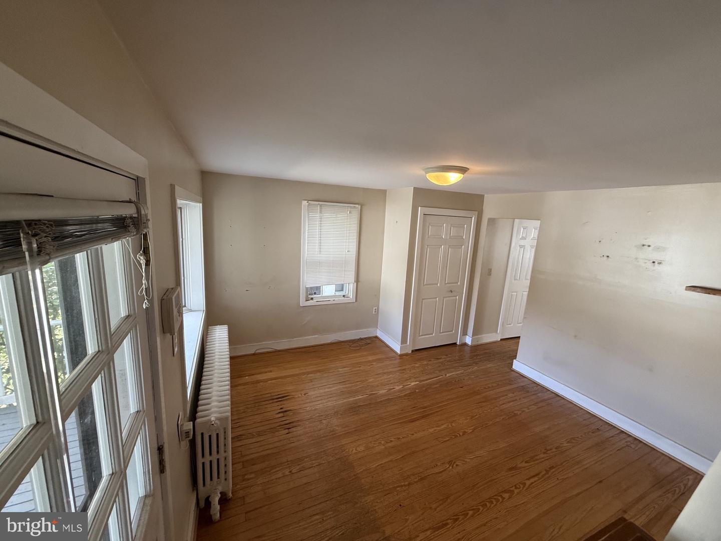 2112 N Edison St N Property Photo 6
