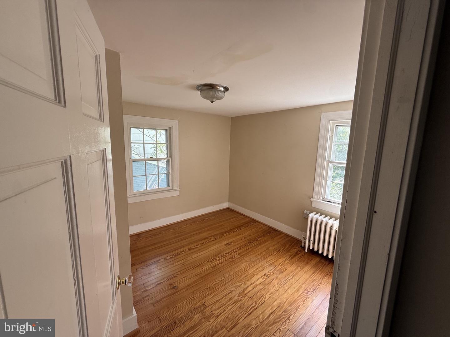 2112 N Edison St N Property Photo 8