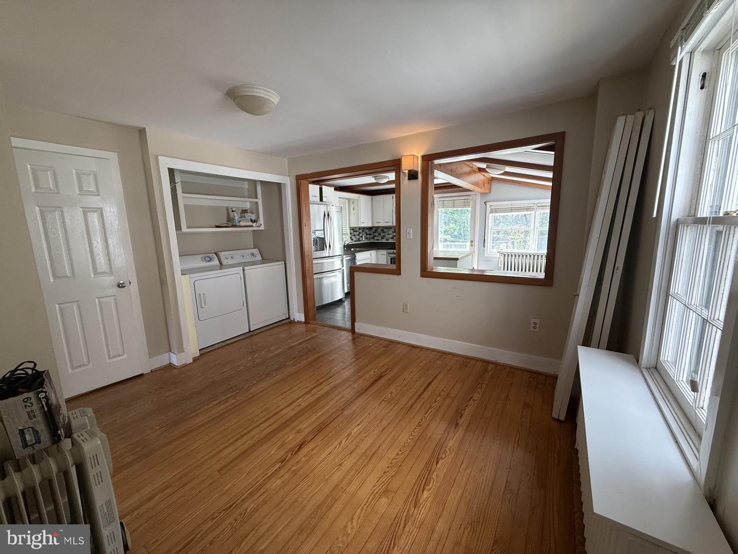 2112 N Edison St N Property Photo 9