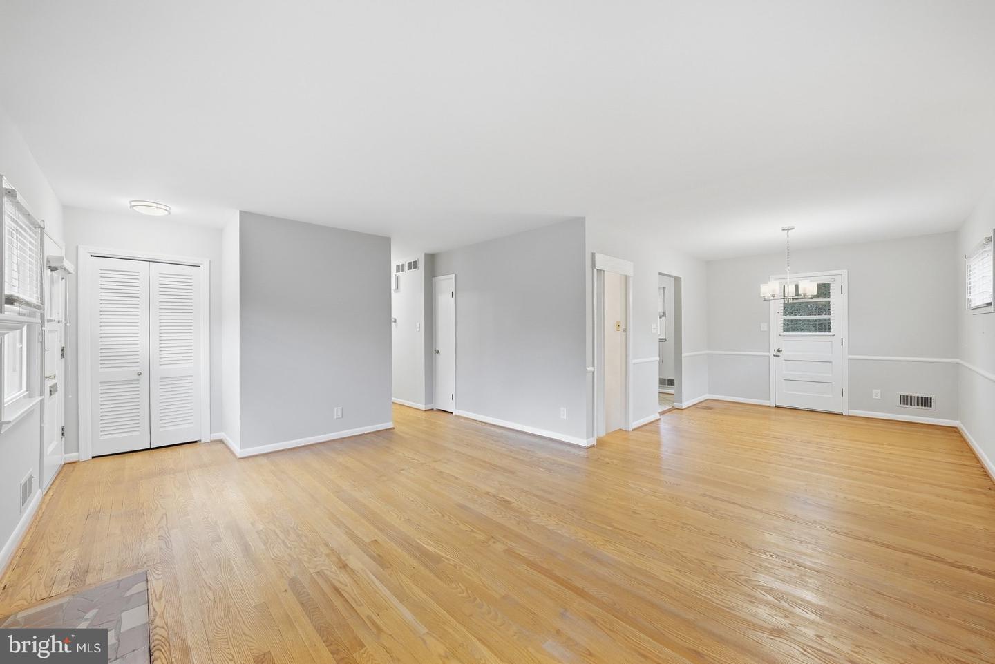 620 S Ivy St Property Photo 7