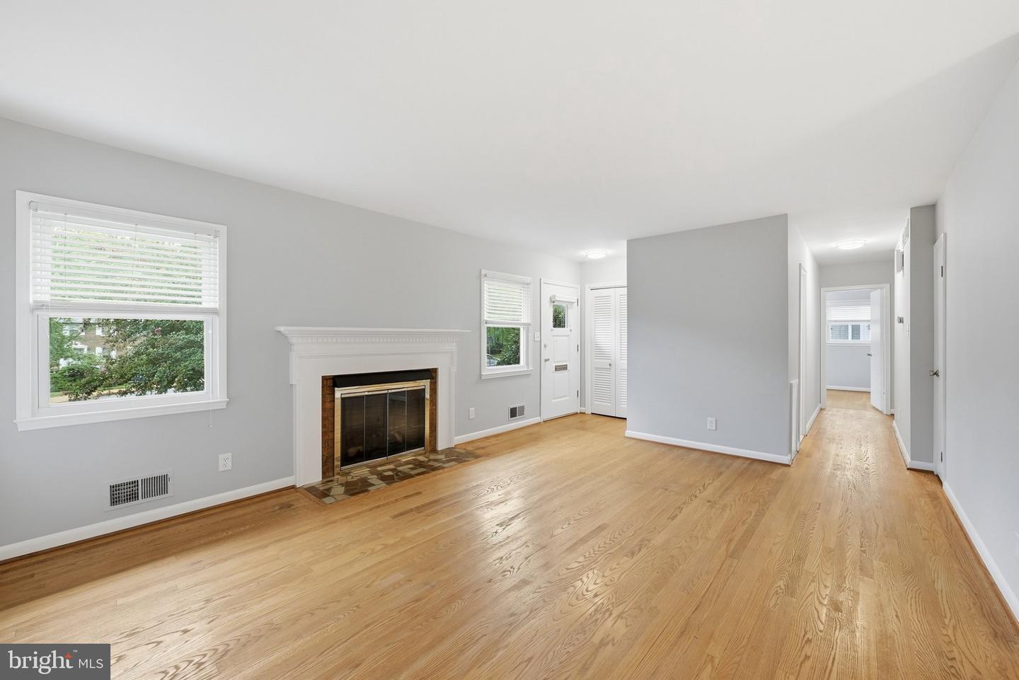 620 S Ivy St Property Photo 8