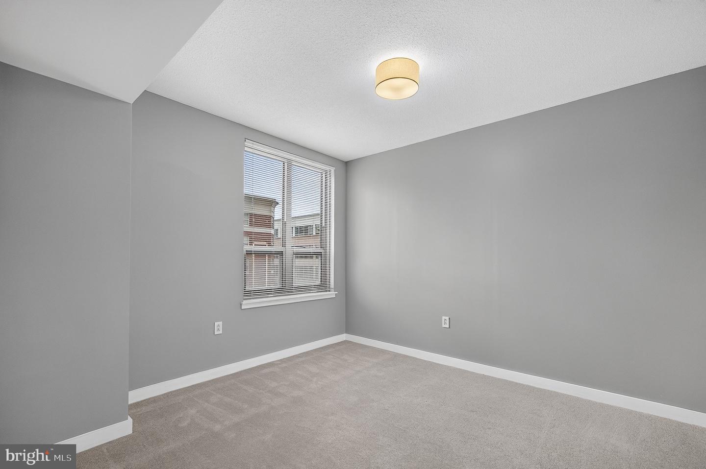 888 N Quincy St #804 Property Photo 19