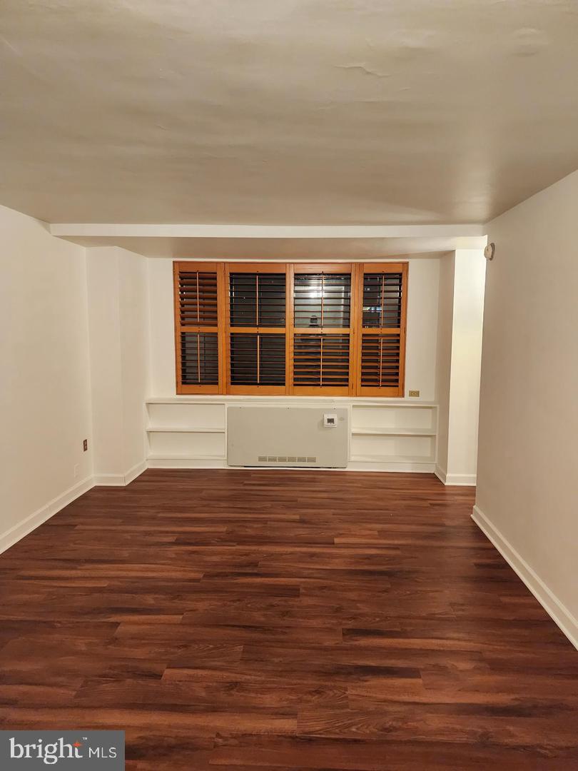 1111 Arlington Blvd #329 Property Photo 2
