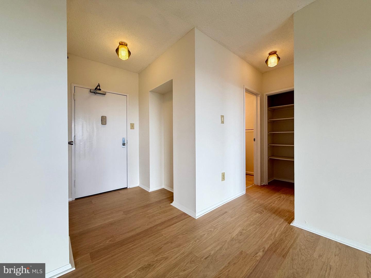 4141 N Henderson Rd #1007 Property Photo 2