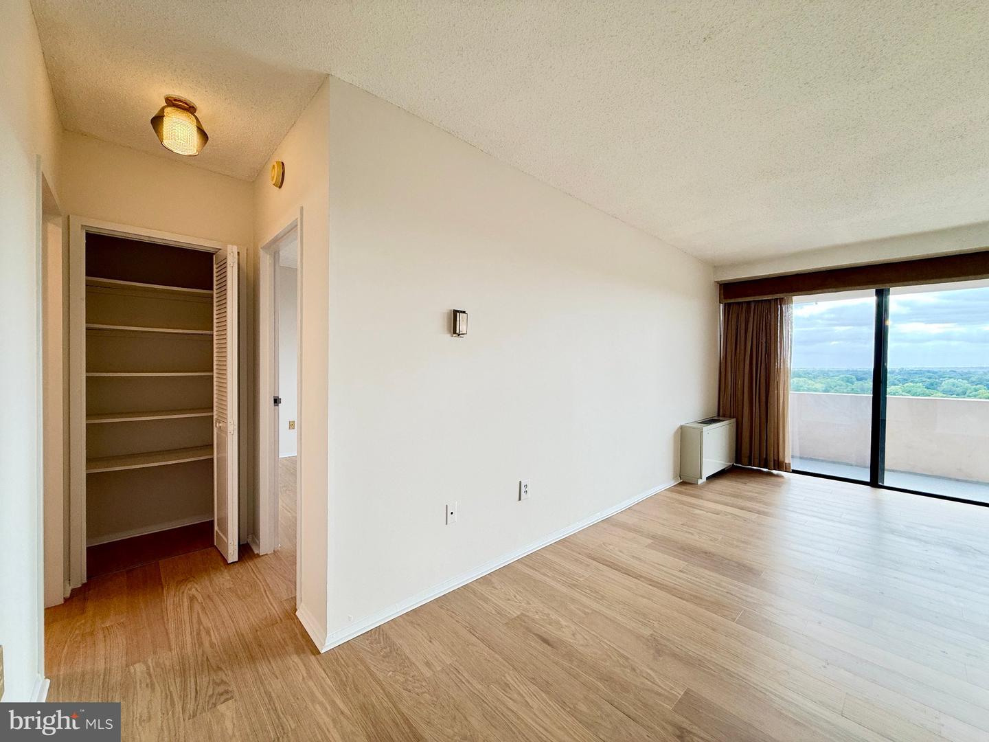 4141 N Henderson Rd #1007 Property Photo 14