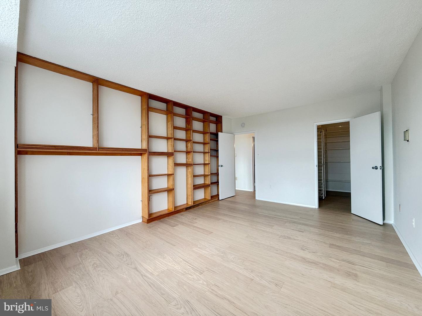 4141 N Henderson Rd #1007 Property Photo 18