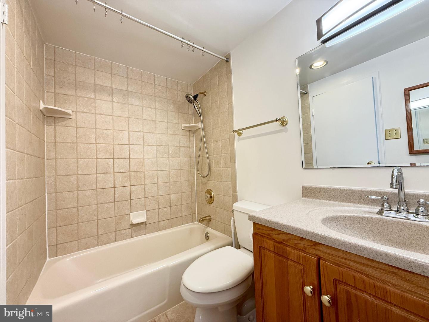 4141 N Henderson Rd #1007 Property Photo 22