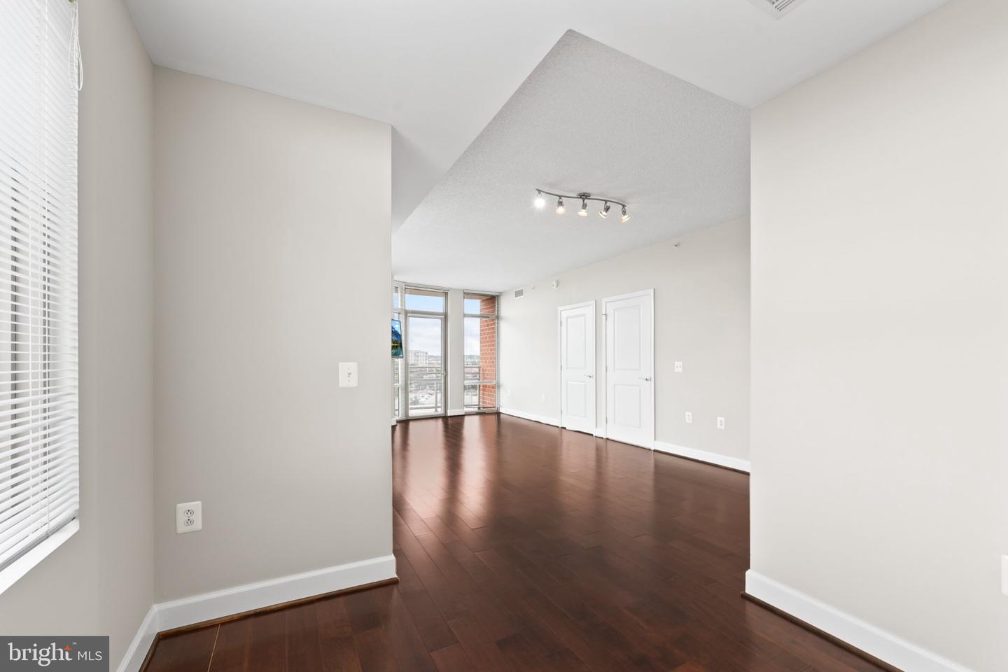 3600 S Glebe Rd S #501w Property Photo 8