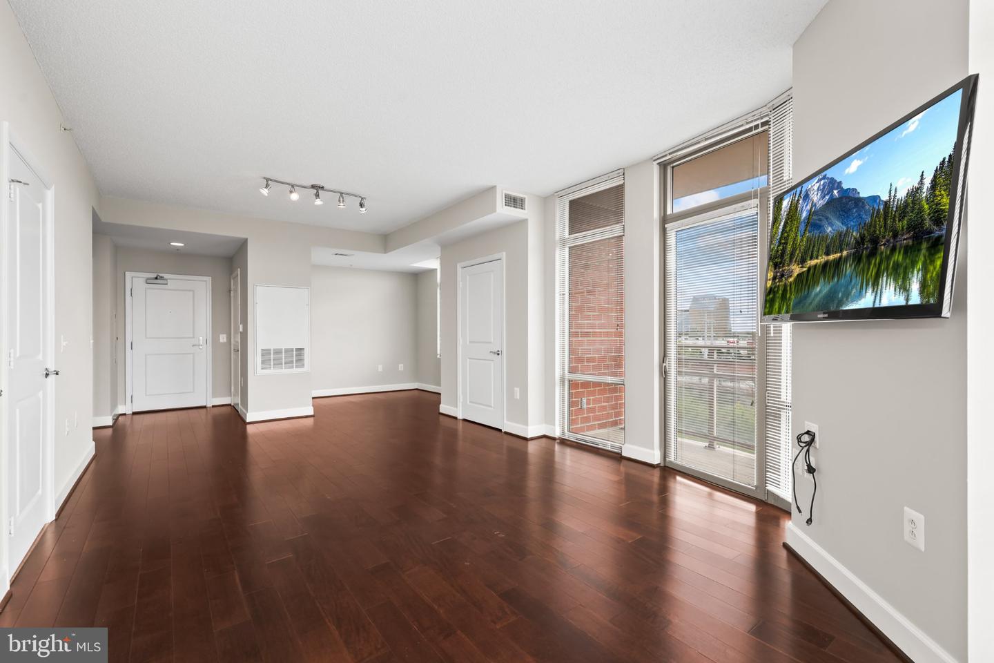 3600 S Glebe Rd S #501w Property Photo 9