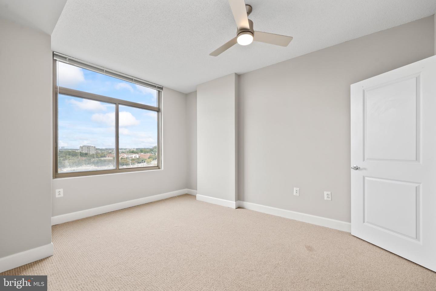 3600 S Glebe Rd S #501w Property Photo 18