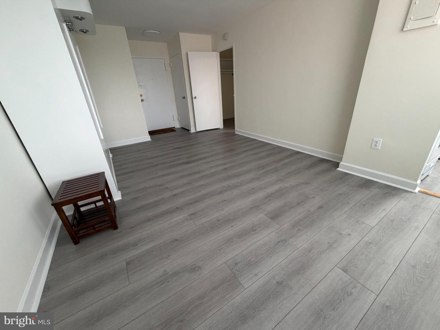 1111 Arlington Blvd #947 Property Photo 8