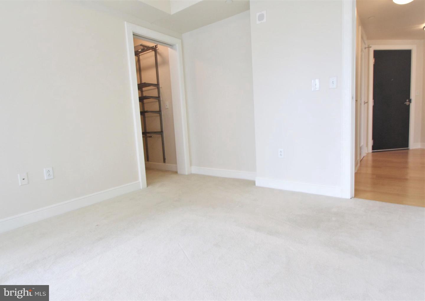 1111 19th St N #1908 Property Photo 16