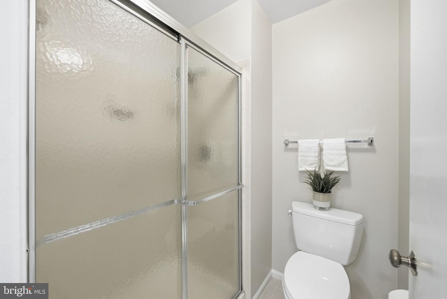 2568 S Arlington Mill Dr #1 Property Photo 22
