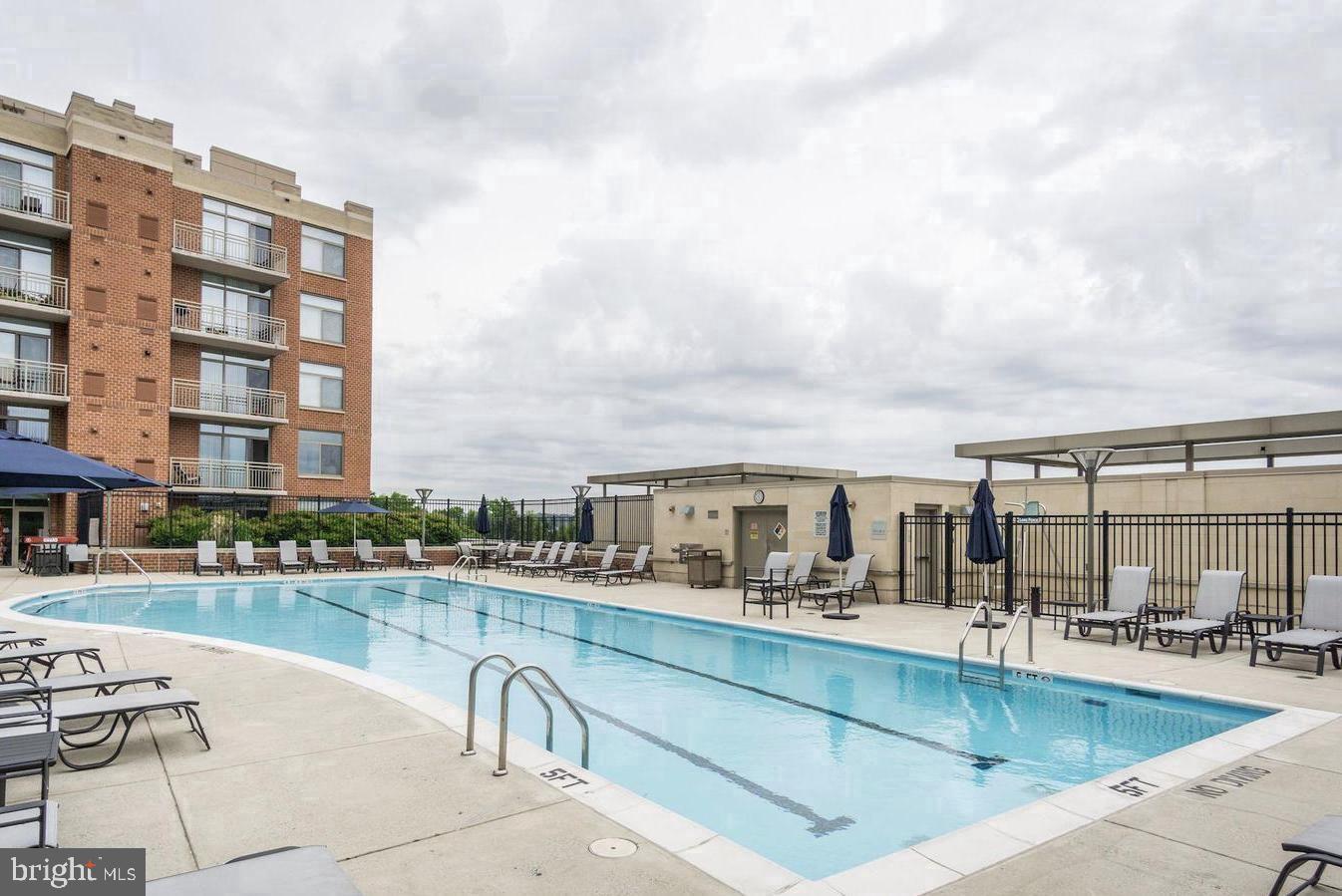 3600 Glebe Rd S #425 Property Photo 14