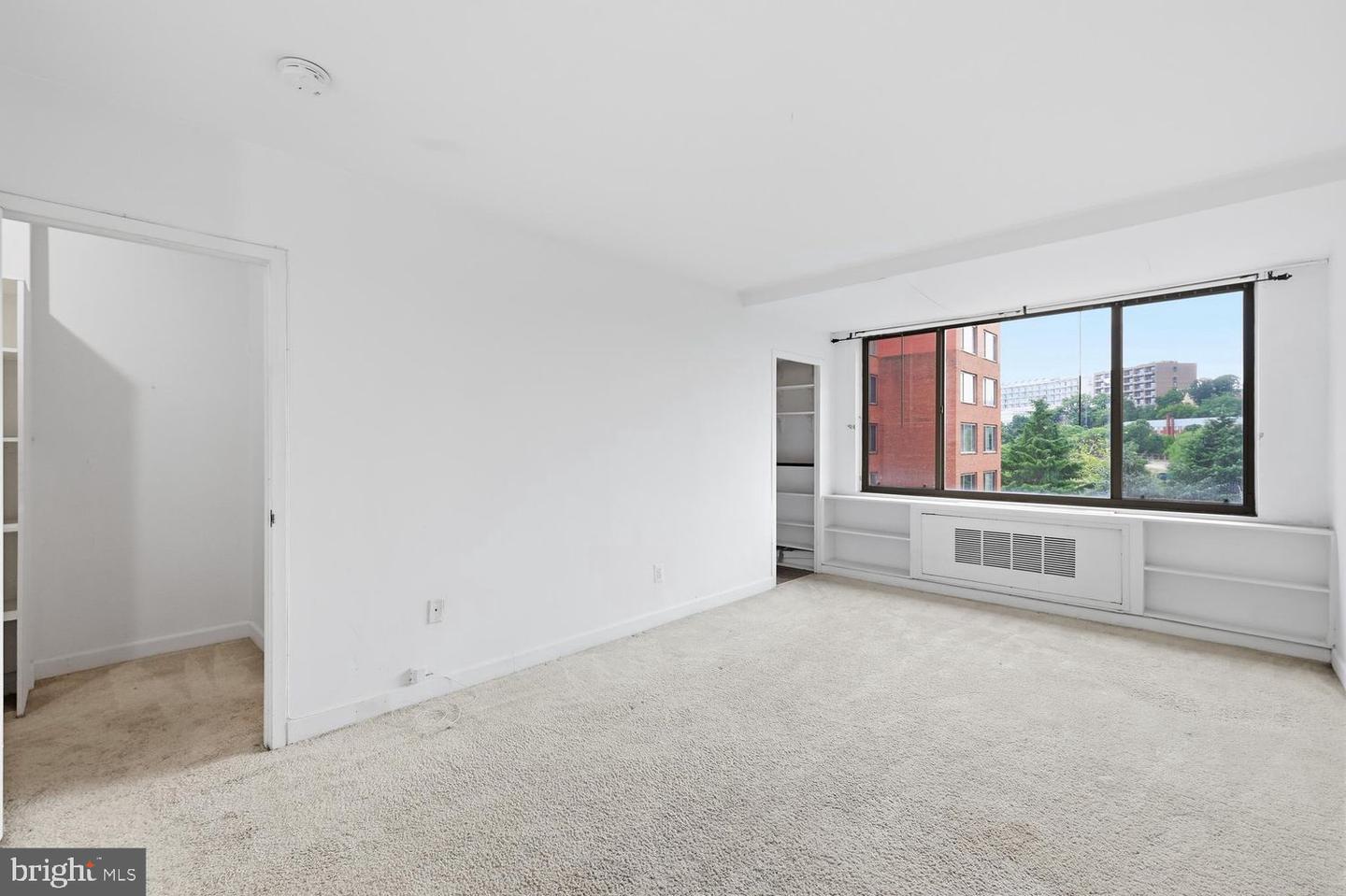 1121 Arlington Blvd #634 Property Photo 7