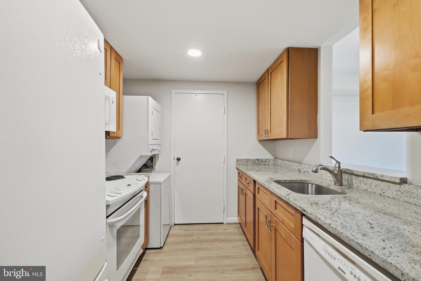 1530 Key Blvd #222 Property Photo 15