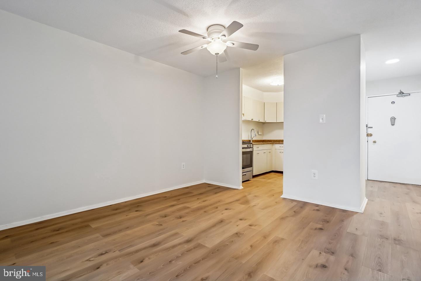 4600 S Four Mile Run Dr #629 Property Photo 4
