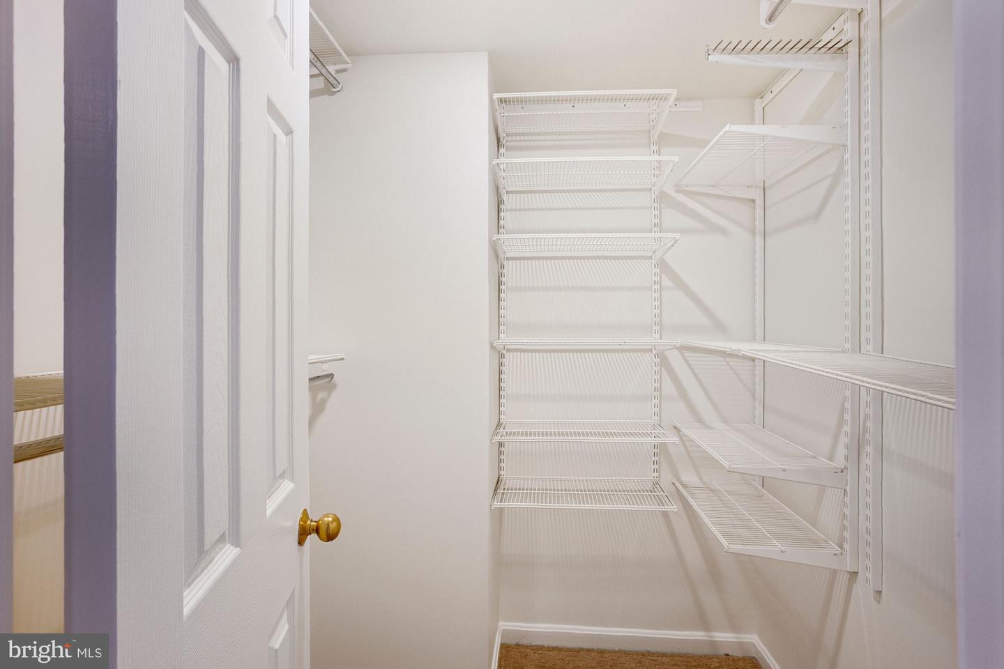 2400 Clarendon Blvd #516 Property Photo 12