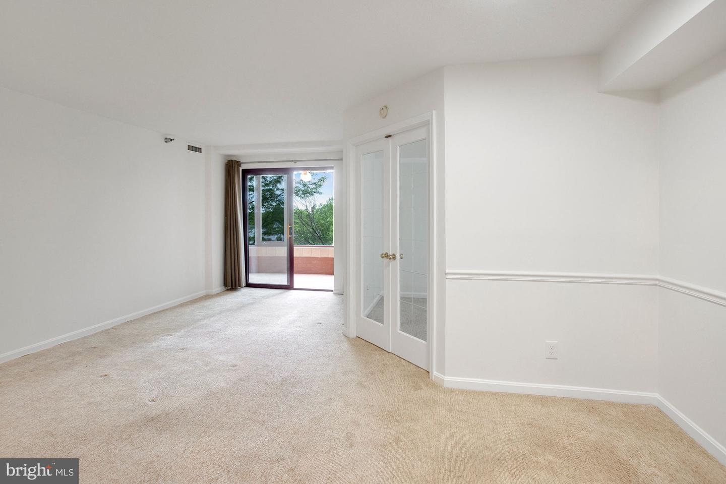 2400 Clarendon Blvd #516 Property Photo 22
