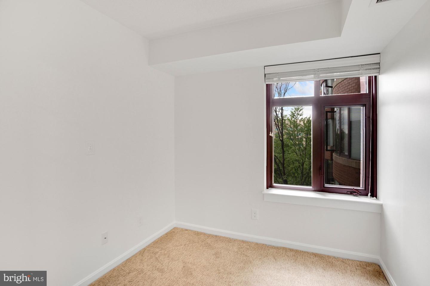 2400 Clarendon Blvd #516 Property Photo 23