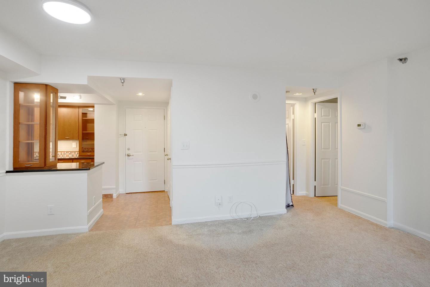 2400 Clarendon Blvd #516 Property Photo 24