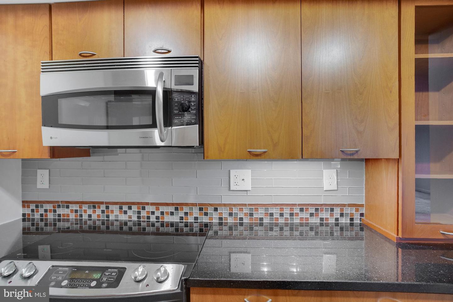 2400 Clarendon Blvd #516 Property Photo 25