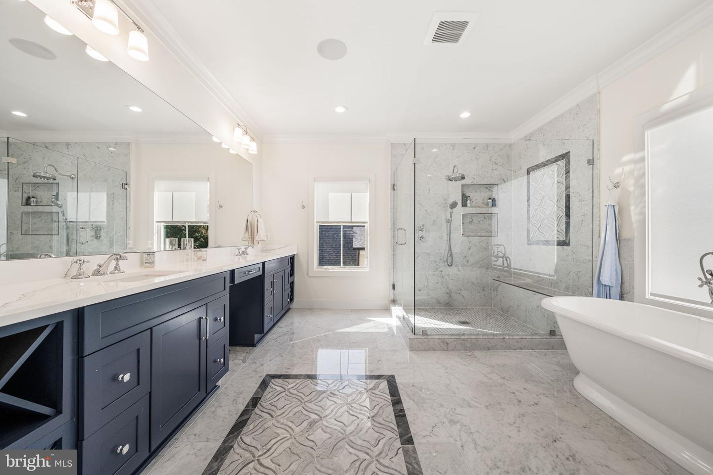 2134 N Stafford St Property Photo 38