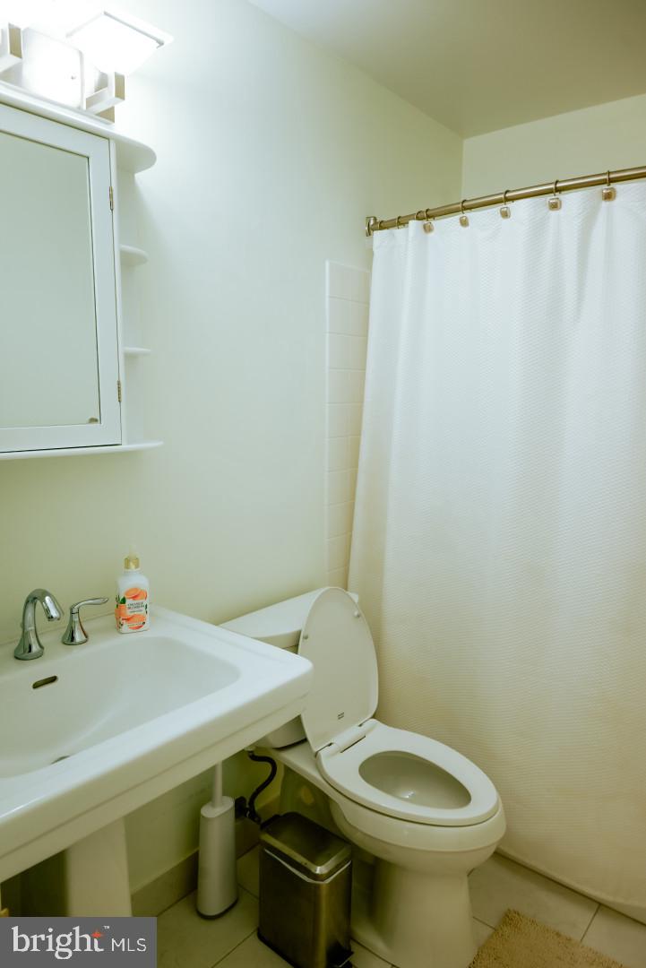 2318 S Quincy St #1 Property Photo 31