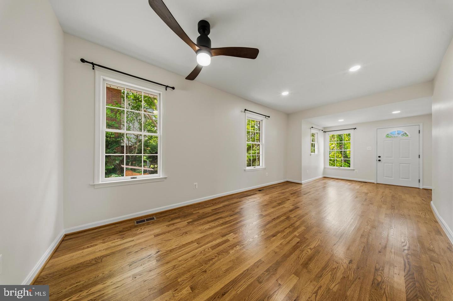 1801 S Glebe Rd Property Photo 10