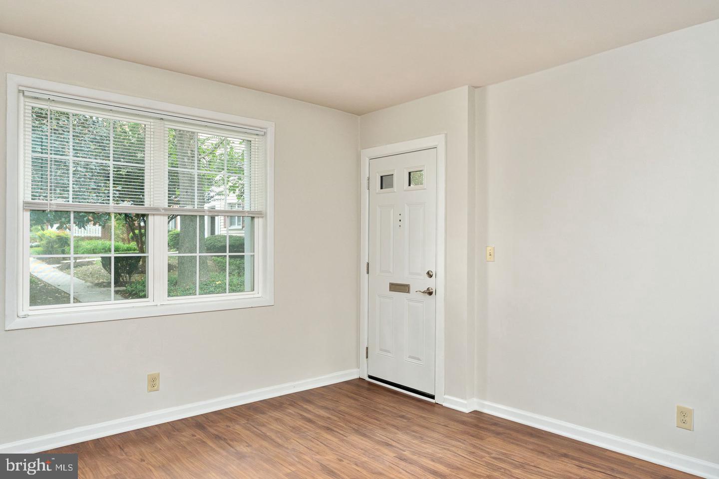 2731 S Walter Reed Dr #c Property Photo 8